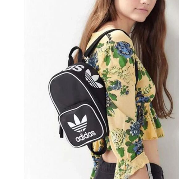NWOT Adidas Originals Women's Santiago Mini Backpack Black & White 35L - Picture 12 of 12